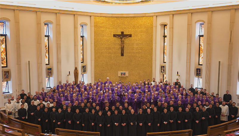 Le consacrate, i laici consacrati e i Legionari scrivono ai membri del Regnum Christi al termine di assemblee e capitolo